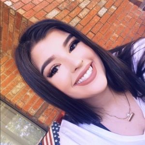 Meet your Posher, Bridget